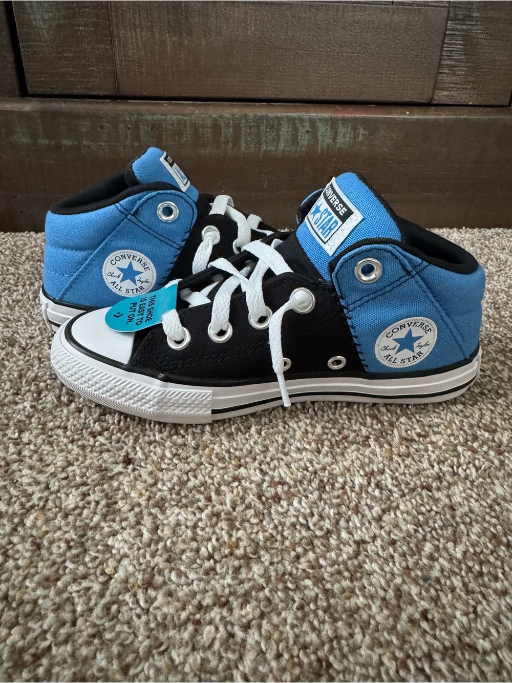 New Converse Kids Chuck Taylor All Star High Top Slide On Sneakers - Size 13